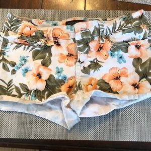 Aeropostale floral Jean shorts